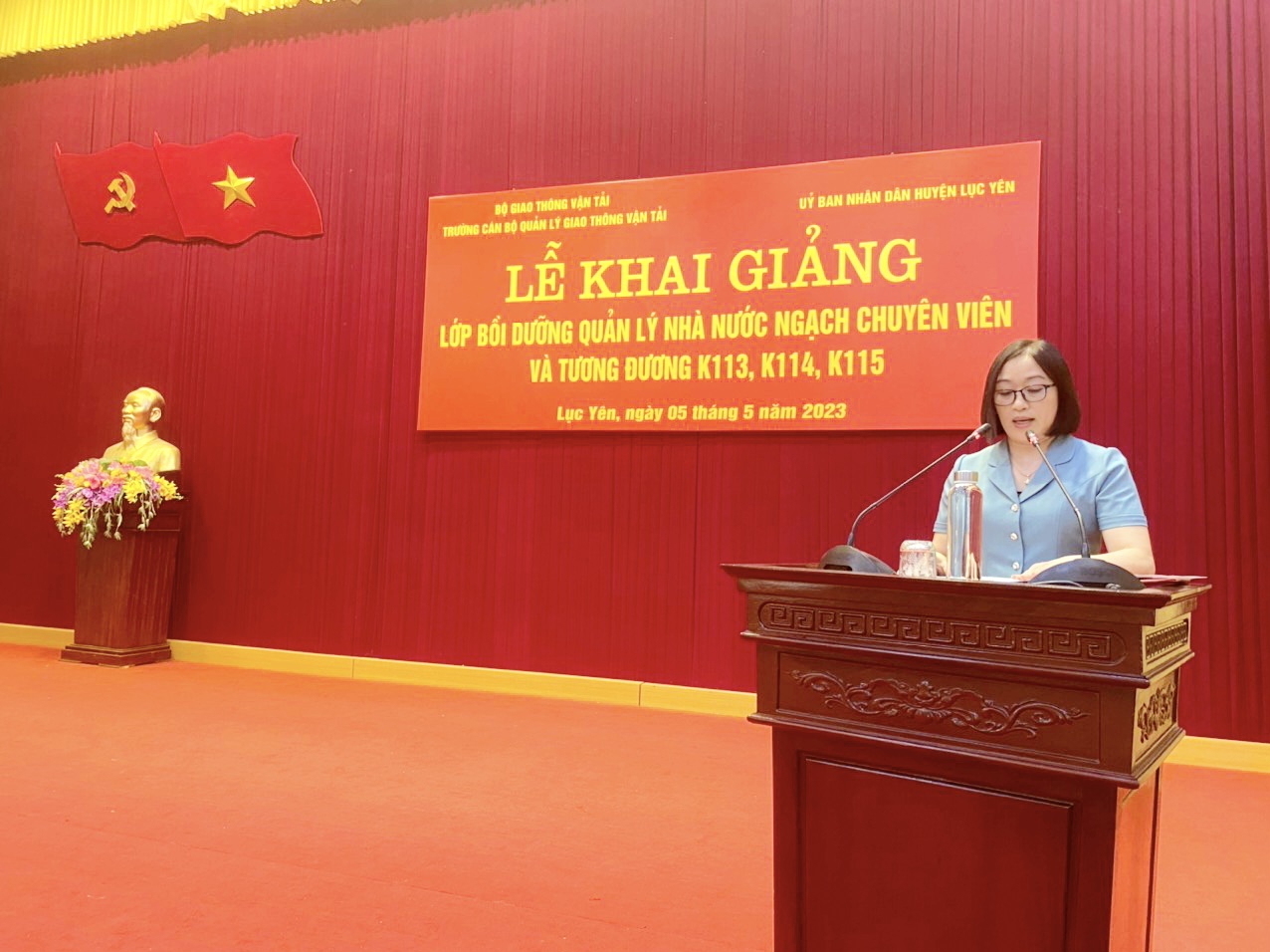 Khai giảng các lớp Bồi dưỡng đối với ngạch chuyên viên và tương đương tại huyện Lục Yên tỉnh Yên Bái
