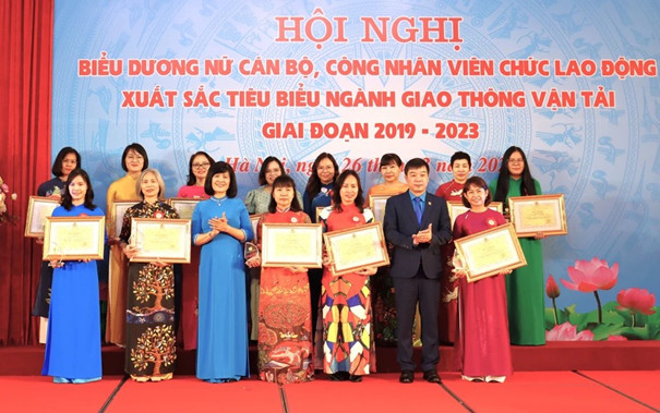 Công đoàn Giao thông Vận tải Việt Nam Tổ chức Hội nghị biểu dương nữ cán bộ, CNVCLĐ xuất sắc tiêu biểu Ngành Giao thông vận tải, giai đoạn 2019 - 2023